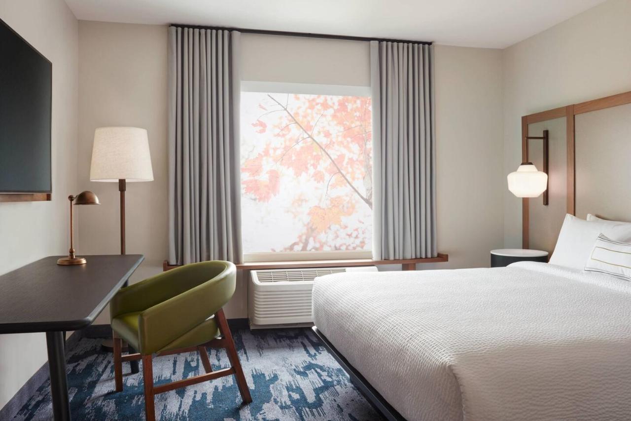 Fairfield Inn & Suites By Marriott Лоди Экстерьер фото